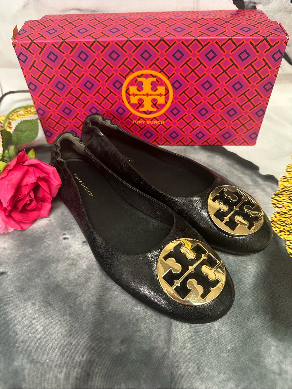 Tory Burch Black Leather Logo Ballet Flats with Gold Medallion size 6